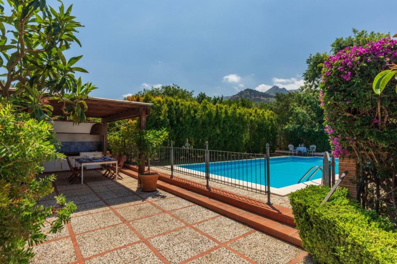 Conca D'oro With Pool Villa